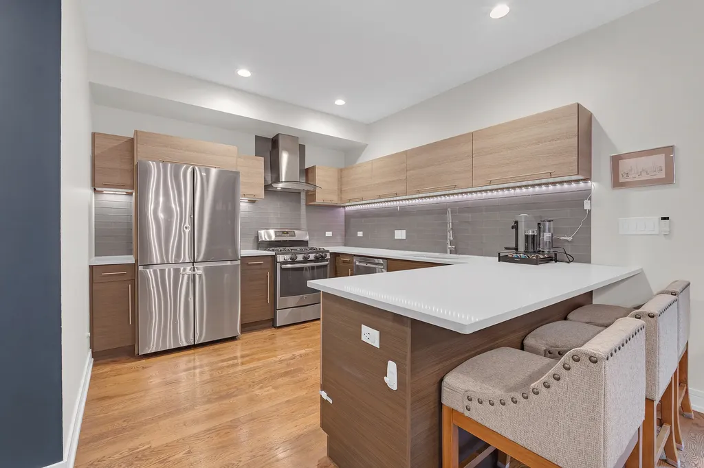 3573 West Wabansia Avenue Chicago IL 60647