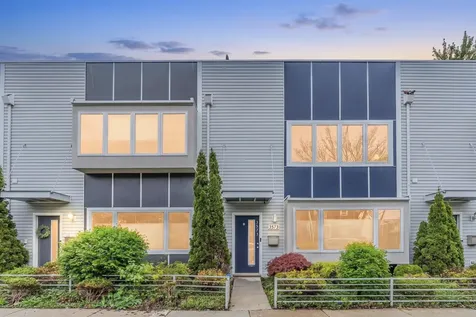 3573 West Wabansia Avenue Chicago IL 60647
