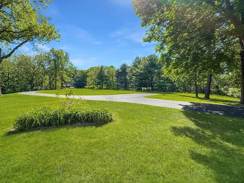 897 Tomahawk Drive Oregon IL 61061
