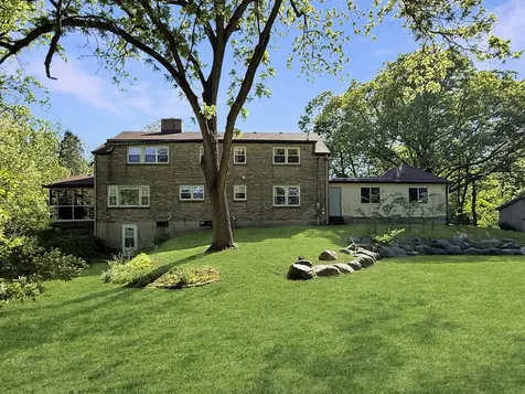897 Tomahawk Drive Oregon IL 61061