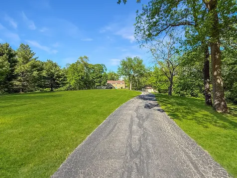 897 Tomahawk Drive Oregon IL 61061