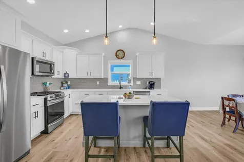 1709 Littlefield Lane Mahomet IL 61853