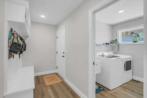 1709 Littlefield Lane Mahomet IL 61853