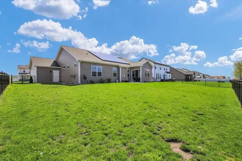 1709 Littlefield Lane Mahomet IL 61853
