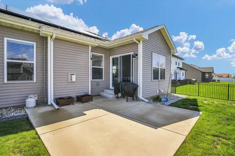 1709 Littlefield Lane Mahomet IL 61853