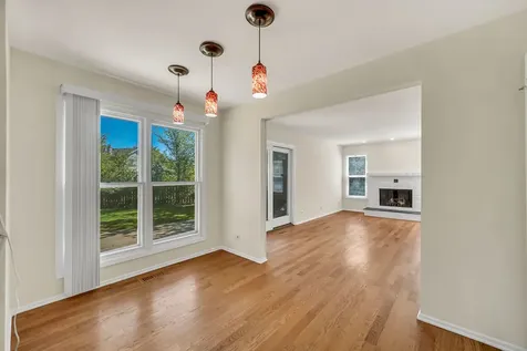 1100 Lockwood Drive Buffalo Grove IL 60089