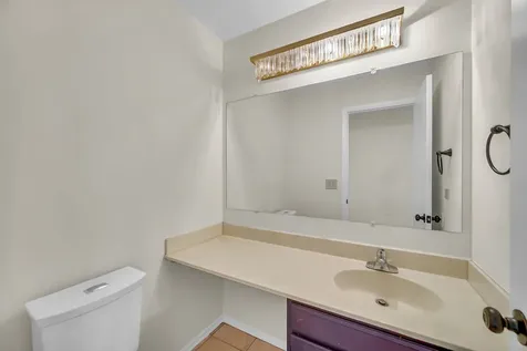 1100 Lockwood Drive Buffalo Grove IL 60089