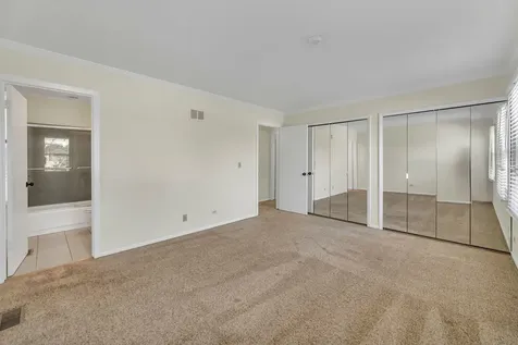 1100 Lockwood Drive Buffalo Grove IL 60089