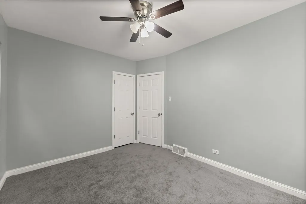 12044 South Perry Avenue Chicago IL 60628