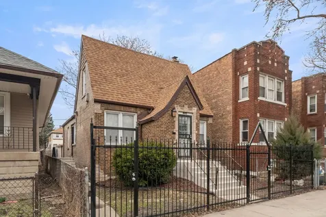 12044 South Perry Avenue Chicago IL 60628