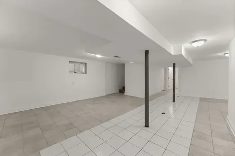 12044 South Perry Avenue Chicago IL 60628