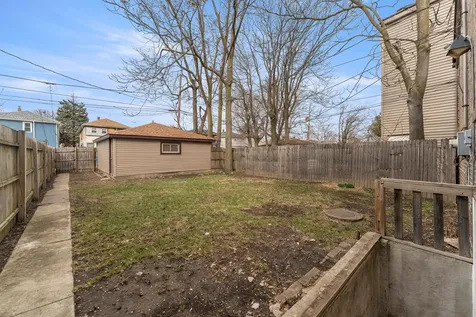 12044 South Perry Avenue Chicago IL 60628