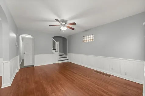 12044 South Perry Avenue Chicago IL 60628