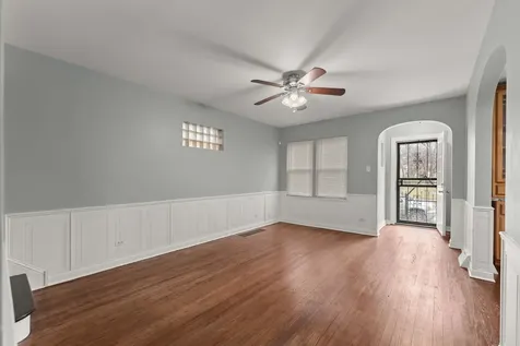 12044 South Perry Avenue Chicago IL 60628