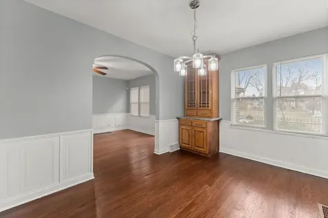 12044 South Perry Avenue Chicago IL 60628