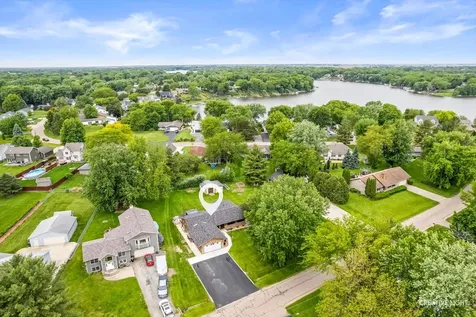 1483 Nova Road Lake Holiday IL 60548
