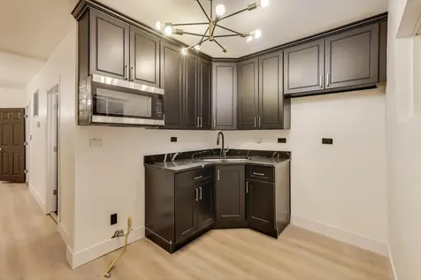 1117 West 57th Street Chicago IL 60621