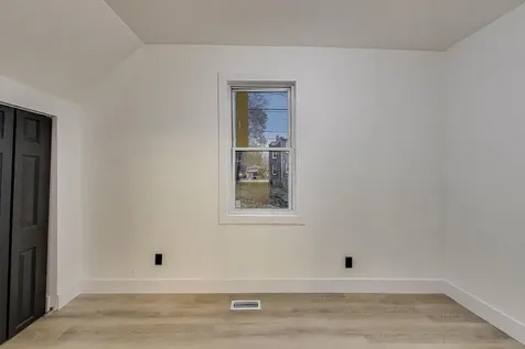 1117 West 57th Street Chicago IL 60621