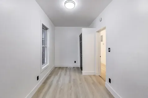 1117 West 57th Street Chicago IL 60621