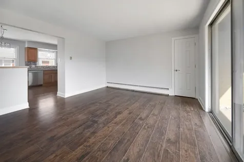 18318 Exchange Avenue Lansing IL 60438