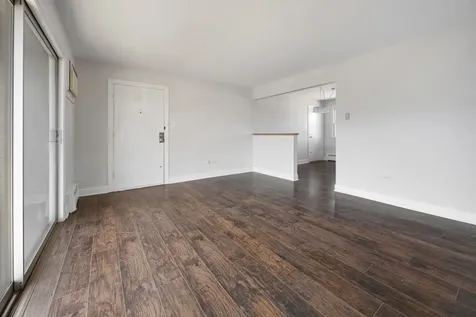 18318 Exchange Avenue Lansing IL 60438
