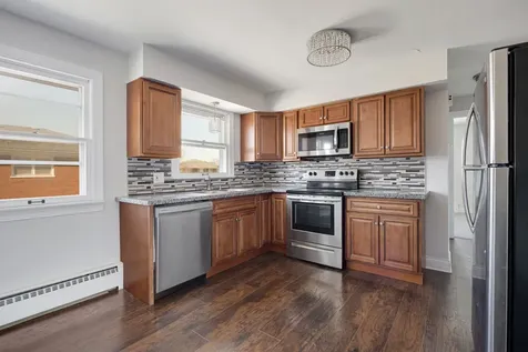 18318 Exchange Avenue Lansing IL 60438