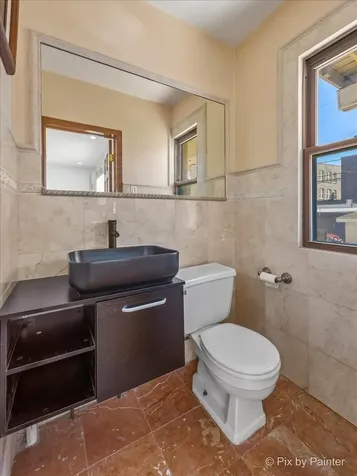4827 North Harding Avenue Chicago IL 60625