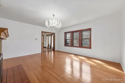 4827 North Harding Avenue Chicago IL 60625