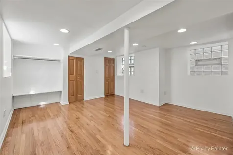 4827 North Harding Avenue Chicago IL 60625