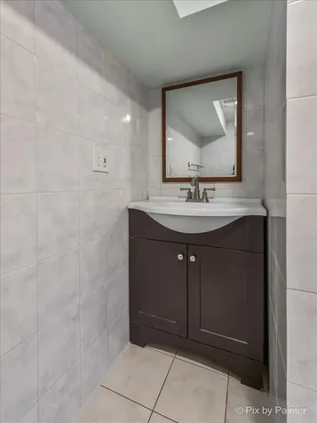 4827 North Harding Avenue Chicago IL 60625