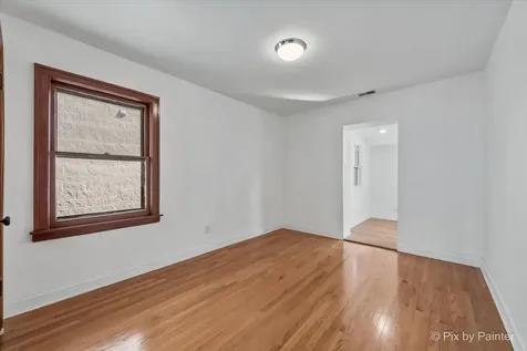 4827 North Harding Avenue Chicago IL 60625