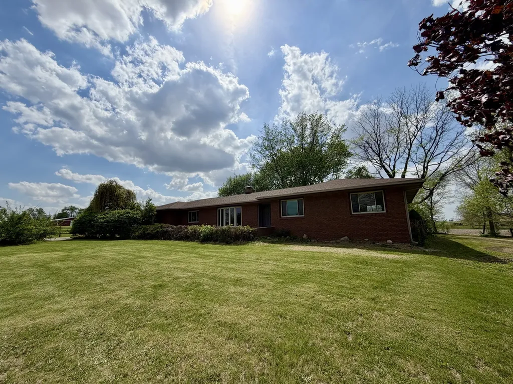 1597 County Road 3300 Rantoul IL 61866