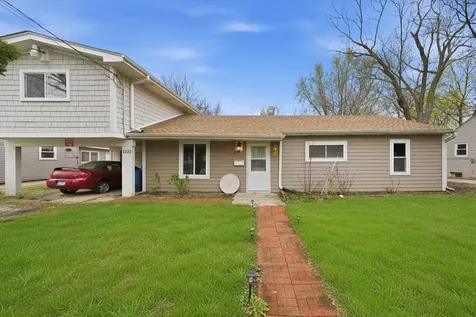 1222 Grove Street Aurora IL 60505