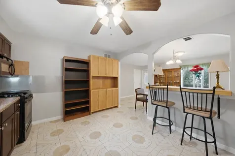 1222 Grove Street Aurora IL 60505