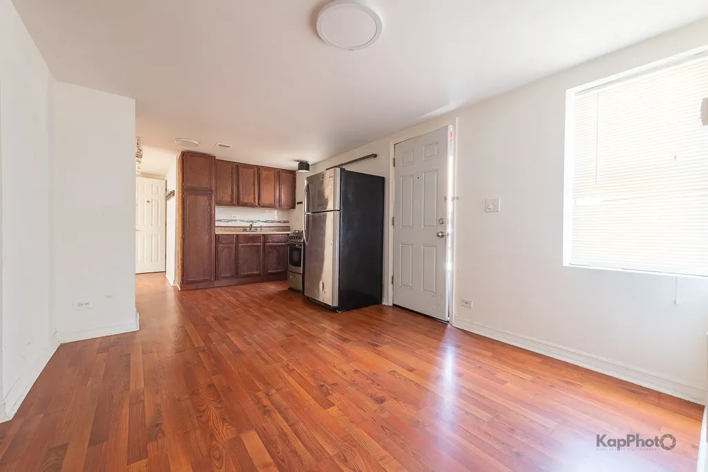 958 North Honore Street Chicago IL 60622