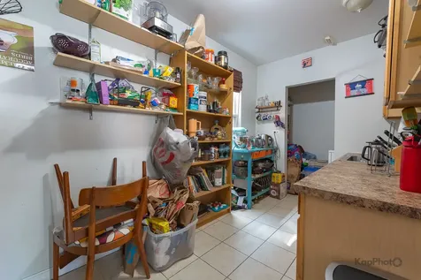 958 North Honore Street Chicago IL 60622