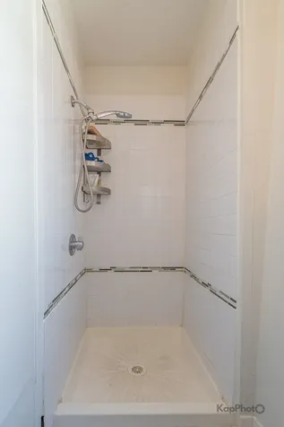 958 North Honore Street Chicago IL 60622