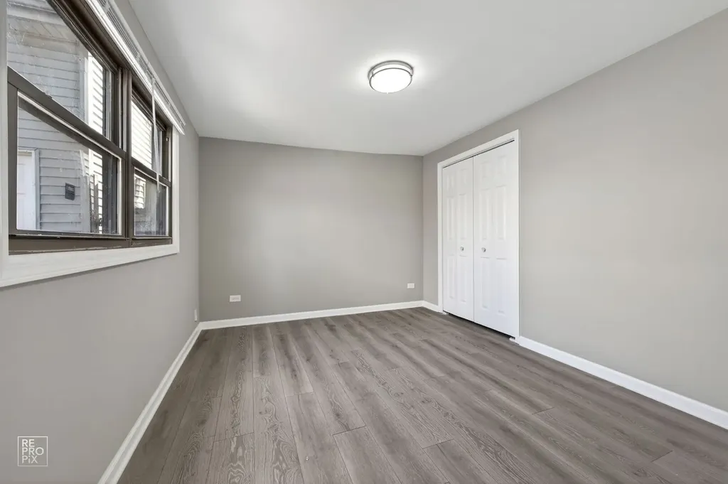 4680 West 83rd Street Chicago IL 60652
