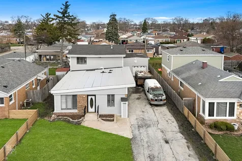 4680 West 83rd Street Chicago IL 60652