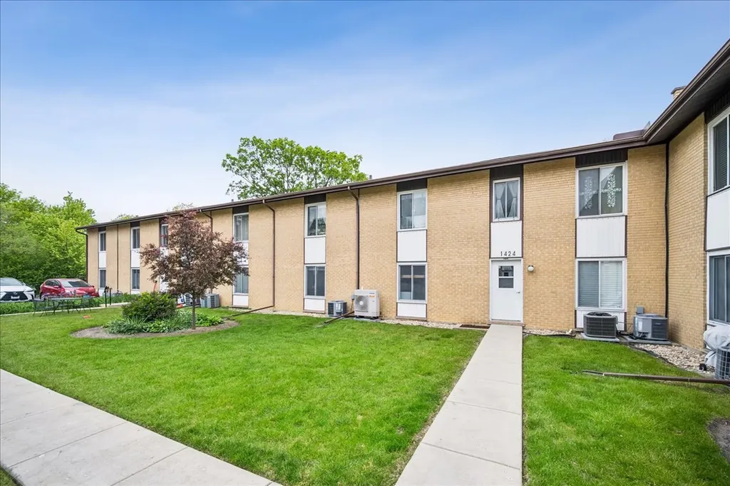 1424 Lehigh Avenue Glenview IL 60026