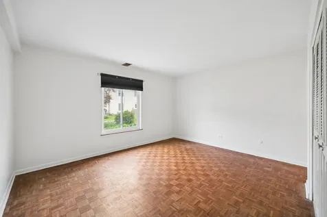 1424 Lehigh Avenue Glenview IL 60026