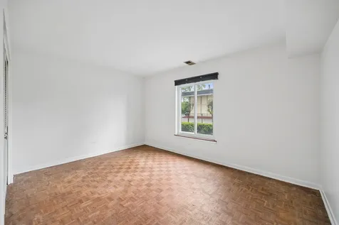 1424 Lehigh Avenue Glenview IL 60026