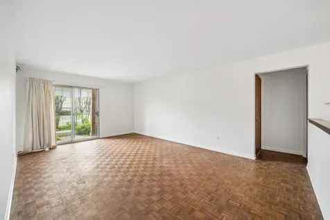 1424 Lehigh Avenue Glenview IL 60026