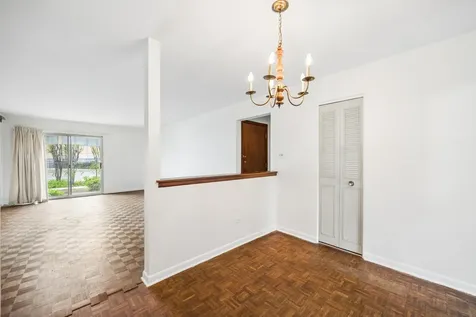 1424 Lehigh Avenue Glenview IL 60026