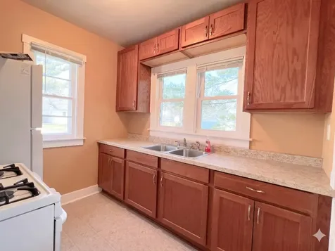 721 Dean Street Woodstock IL 60098