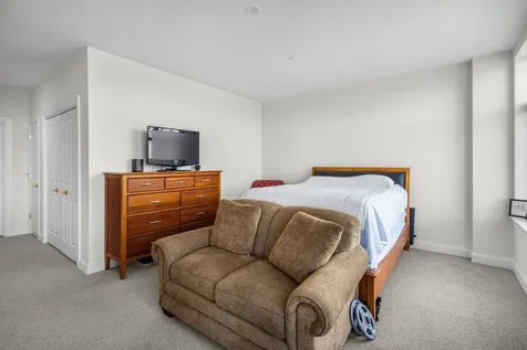 40 Prairie Park Drive Wheeling IL 60090