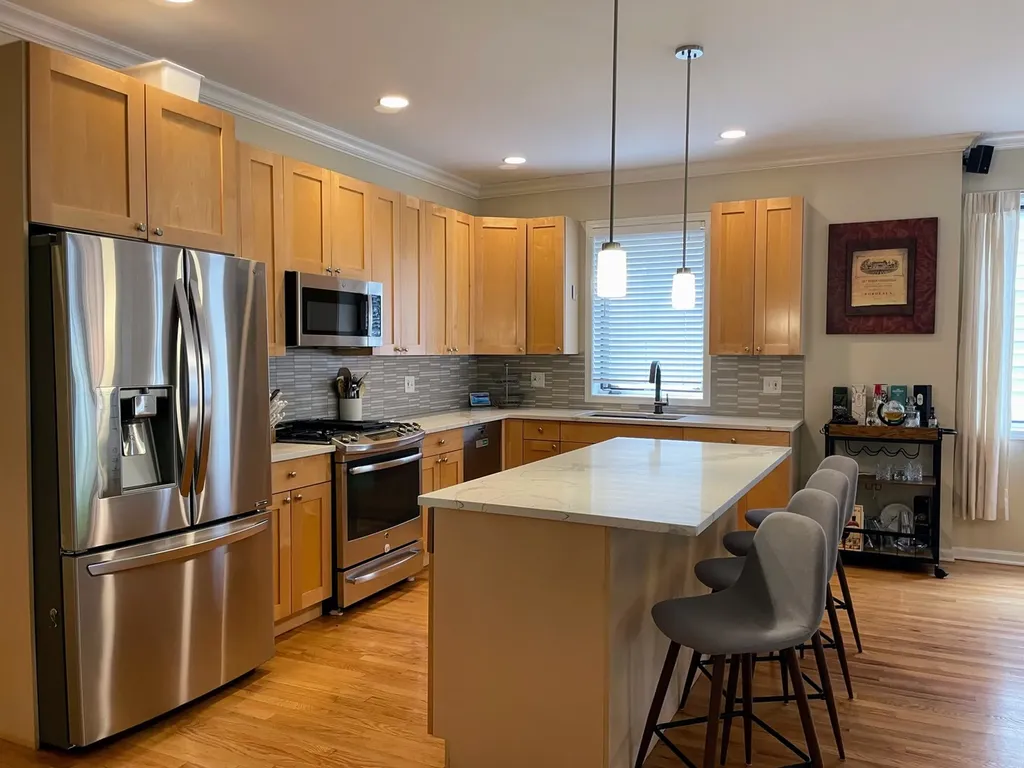 1373 West Hubbard Street Chicago IL 60642