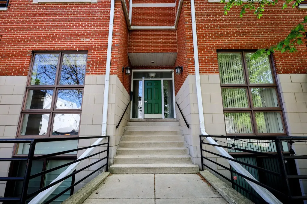 1373 West Hubbard Street Chicago IL 60642