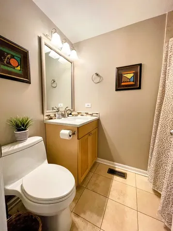 1373 West Hubbard Street Chicago IL 60642