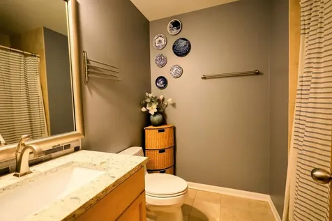 1373 West Hubbard Street Chicago IL 60642
